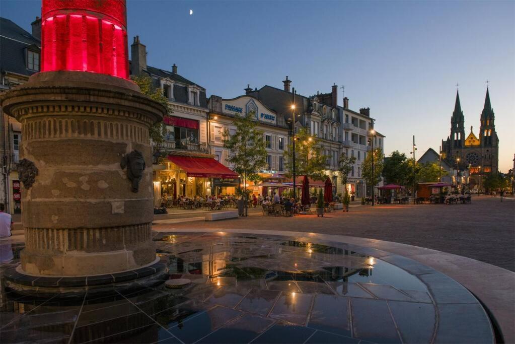 Joli Studio Avec Parking Prive, Bien Situe Мулен Екстер'єр фото
